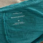 Banana Republic Malibu tee size medium Photo 2