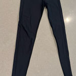Under Armour  leggings women size small Photo 0