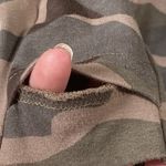 Chelsea DeBoer Sweatshirt Womens Large Camo Pullover Kangaroo Pocket Turtleneck Green Photo 3