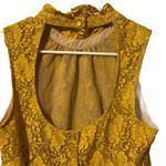 Wyatt light gold lace open back blouse medium NWOT Photo 3
