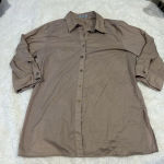 Foxcroft  Womens Shaped Fit Minimalist Button Up Top Size 12‎ Beige 100% Linen Photo 0