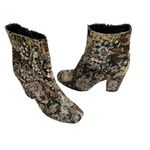 Urban Outfitters Emma Floral Jacquard Tapestry Ankle Boots Size 10 Block Heels Photo 1