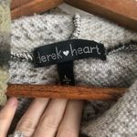 Derek Heart Camo cropped fleece hoodie size large Photo 3