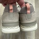 New Balance  574 Off White/Pink Sneakers, Size 6.5 Photo 6