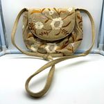 FRANKIE & JOHNNY embroidered floral tan and white shoulder bag Photo 0