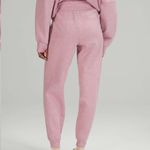 Lululemon  Scuba High-Rise Jogger Photo 1