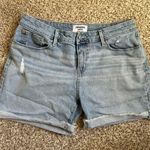 Denizen from Levi's Denizen from Levi’s Medium Wash Mid Rise Shorts Size 12 31 Casual Summer Photo 0