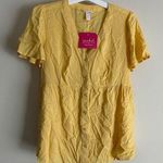 Isabel Maternity  Short Sleeve V-Neck Button Front Top Yellow Sz M NWT Photo 0