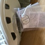 Crocs Swarovski x Classic Clog 'Ivory' Photo 4