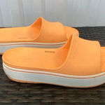 Crocs  platform sandals, women’s size 10 Photo 0