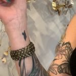 Chloe + Isabel  modern deco stretch bracelet Photo 1