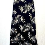 Xhilaration Wrap Slimming skirt size medium π» Photo 1