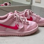Nike Dunk Low Triple Pink Photo 2