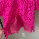 Alexis lace top size medium Photo 6