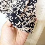 Rebecca Taylor  100%‎ Silk Cream Black Floral Print Blouse Peplum Size 0 Photo 3