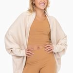 Mono B Clothing  Photo 0