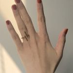 Gold ring minimalist design Photo 1