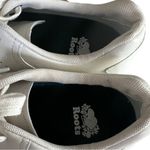 Roots Women's Sneakers Size 5.5 Light Gray Low Top Lace Up Leather Tennis Shoe Photo 5