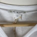 Free The Roses  Shirt Womens Sz XS White Tee Lace Blouse 3/4 Sleeves Romantic New Photo 3
