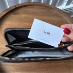 Coach  Black Pebble Wallet Photo 6