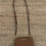 Michael Kors Crossbody Photo 0