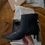 Cushionare Black kitten heel boots Photo 1