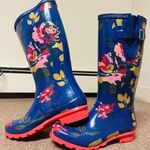 Journee Collection Floral Print Tall Rubber Rain Boots Excellent condition Size 8.5 scroll for pics Photo 0