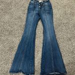 Vervet flying monkey Jeans Photo 0