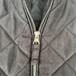 Laura Scott  Woman's Medium Black Quilted Vest‎ Photo 3