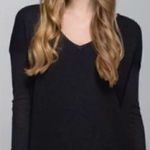 Lululemon The Sweater Life women's black waffle knit sweater tunic top Photo 0