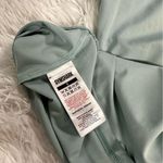 Gymshark studio 3/4 sleeve top Photo 4