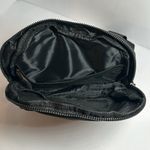 Halara  Adjustable Belt Bag Photo 5