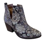 Naughty Monkey Seleni Grey Floral Embroidered Ankle Booties Size 8.5 Photo 0