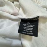 Chic Graphic Sweater with Pink and Black Accents White Size XL Photo 6