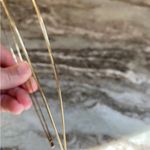 Thin gold double wire headband Photo 7