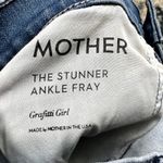 Mother The Stunner Ankle Fray Graffiti Girl jeans size 26 Blue Photo 4