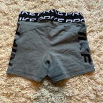 Nike Women’s Grey  Pro 3” Photo 2