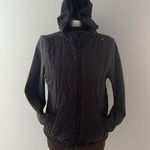 Athleta Cozier Jacket Size Medium Black Puffer Hoodie Insulated PrimaLoft 350839 Photo 0