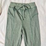 Boutique NEW Green Waffle Leggings Photo 3