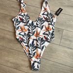 Boohoo Floral Tie Shoulder Tropical Leaf High-cut One Piece Swimsuit size 16 Photo 4