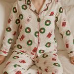 8 Oak Lane Santa Claws Pajamas Photo 0