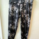 Marika black camo leggings and sports bra, size XL Photo 0