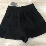 NBD Short pants - Sz small Photo 1