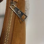 Steve Madden Tan Shoulder Bag with Cream Trim Photo 4