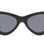 Sunglasses Triangle Shape, American Fashion, Cat’s eye Sunglasses Photo 0