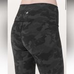 Lululemon  • Wunder Under Crop Hi-Rise Full-On Luon 21" Incognito Camo Multi Grey Photo 3