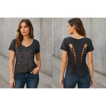 Forever 21  Gray Floral Beaded Cutout Back T-Shirt SZ M Photo 2