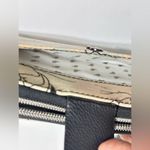 Sakroots Large Smartphone Black Peony Artist Circle Clutch Bag Photo 5