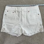 American Eagle AE Stretch Low-Rise Ex-Boyfriend Denim Short NWT White Size 2 Photo 1