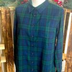 L.L.Bean  top Scotch Plaid Shirt Black watch slightly fitted misses Petite Med Photo 0
